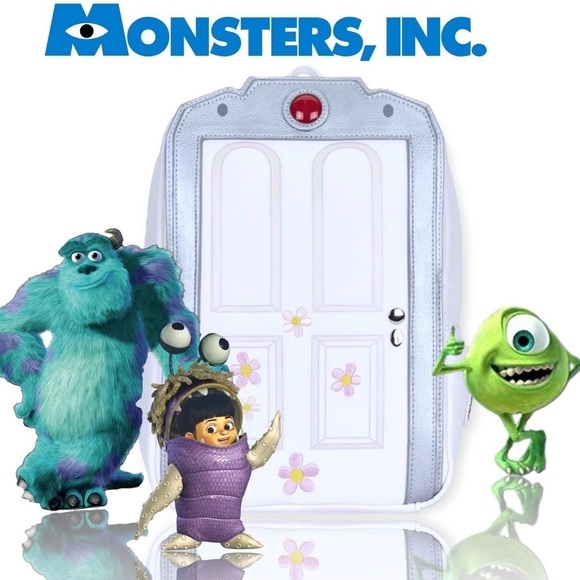 Loungefly Handbags - New RARE!! Loungefly Boos door lights up​​​